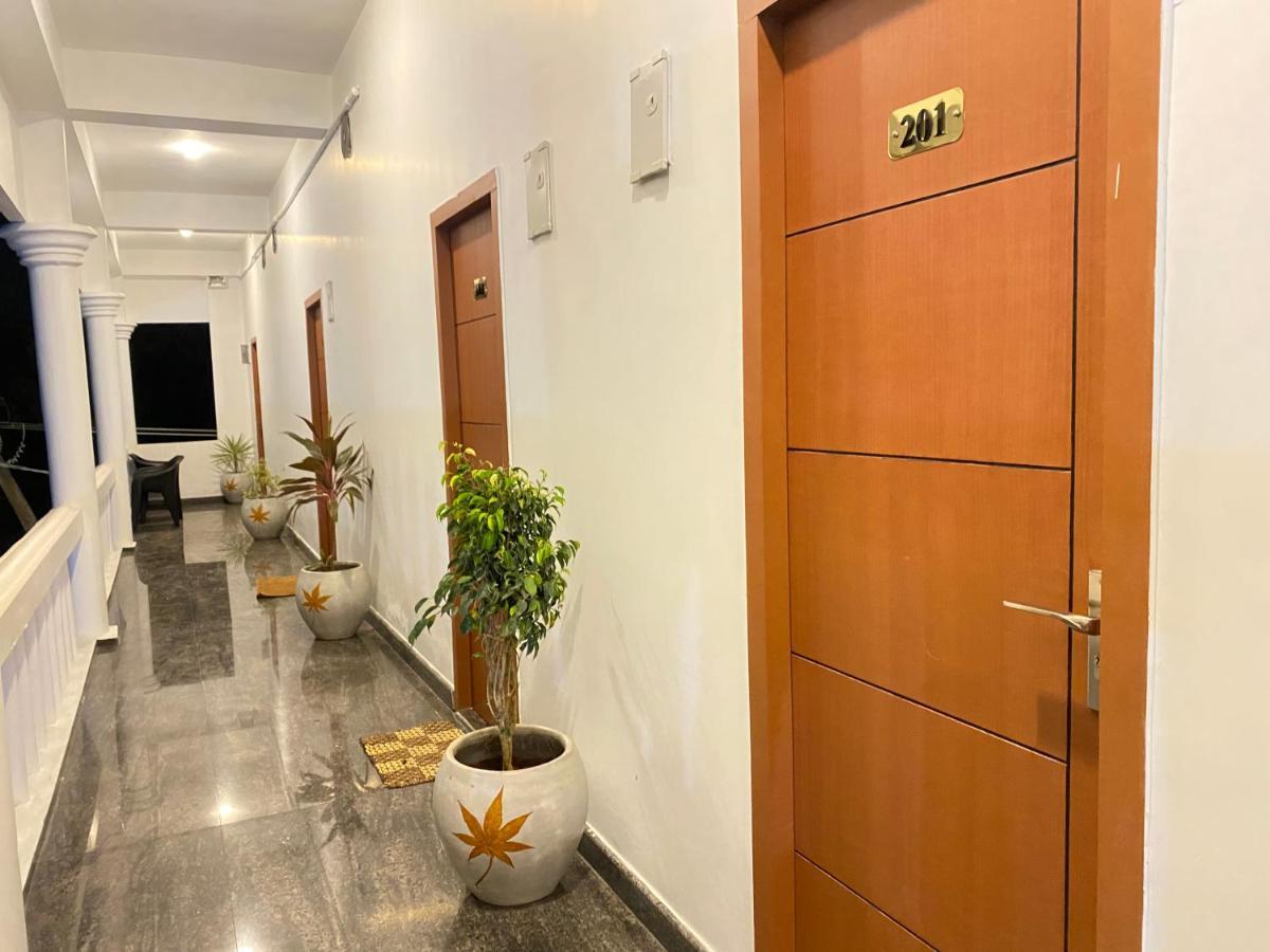 Le Poshe Beachview - Tie Hotels & Resorts Puduccseri Kültér fotó
